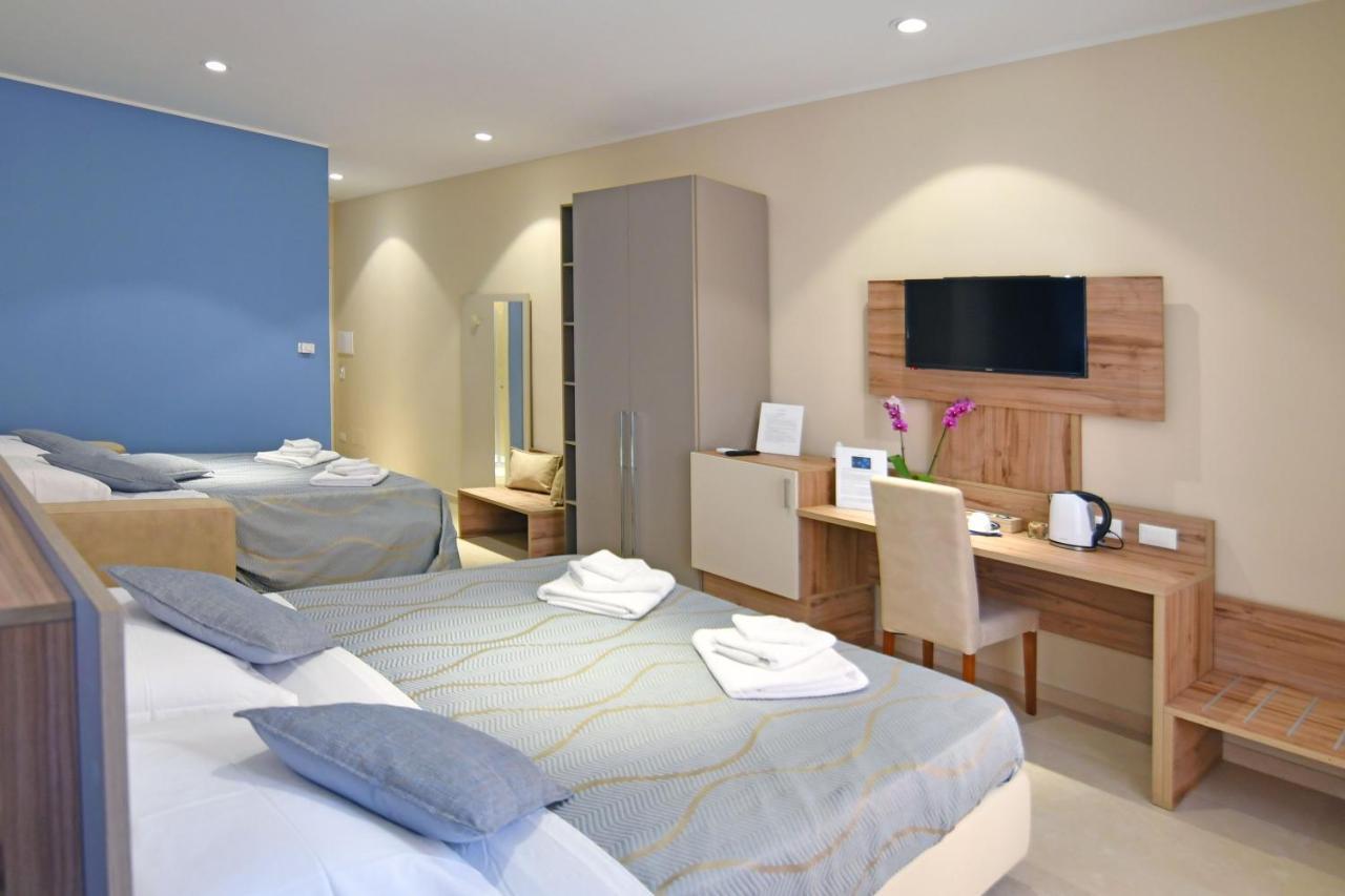 Astro Blu Bed and Breakfast Λέτσε Εξωτερικό φωτογραφία