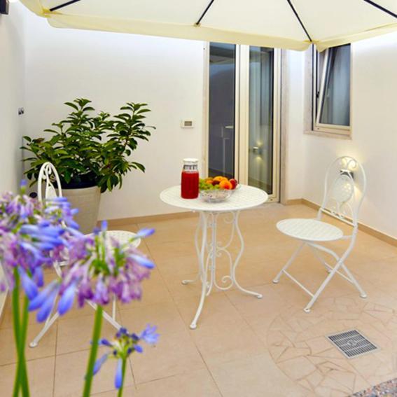 Astro Blu Bed and Breakfast Λέτσε Εξωτερικό φωτογραφία